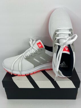 ADIDAS ULTIMASHOW MENS RUNNING SHOES, SIZE: US 8.5, WHIT TOP ORANGE SOLE